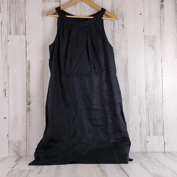 Loft 100% linen black halter dress fully lined kick pleat Size 14 Loft 100% linen black halter dress fully lined kick pleat Size 14